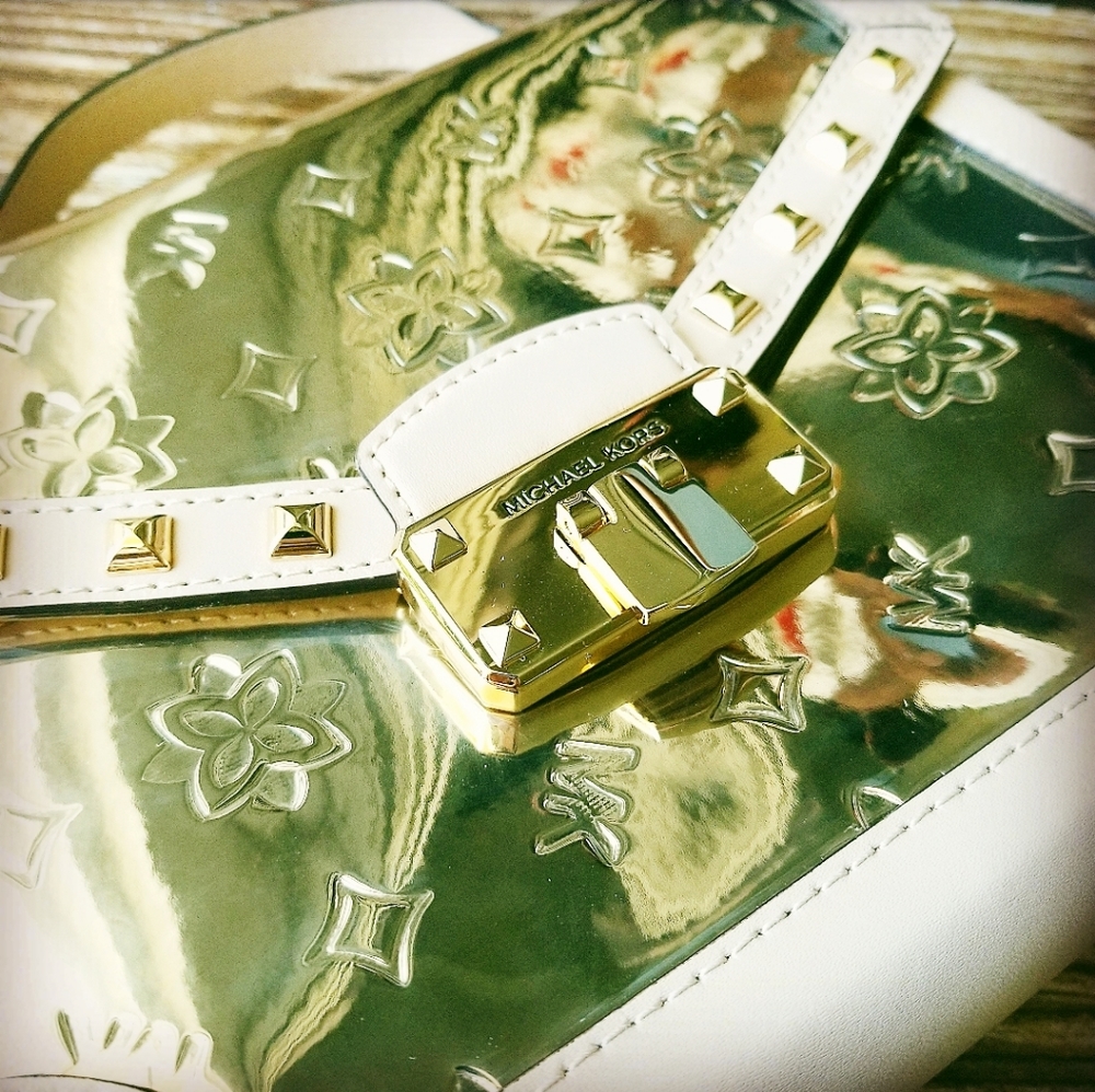 🍒NWT🍒 MK GOLD MIRROR TRUNK CONVERTIBLE SA - Picture 4 of 8